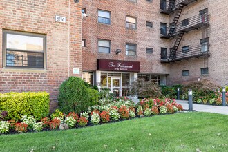 The Fairmont in Hollis, NY - Building Photo - Building Photo