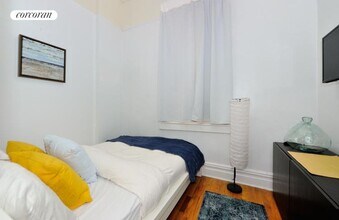 440 W 45th St in New York, NY - Building Photo - Building Photo