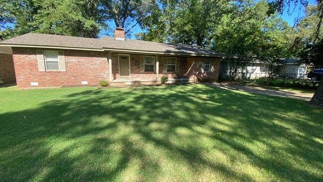property at 1018 Towering Oaks Dr