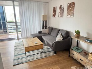 444 Nahua St in Honolulu, HI - Building Photo - Building Photo