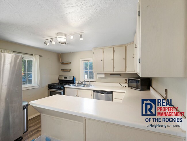 2210 Laporte Ave in Fort Collins, CO - Building Photo - Building Photo