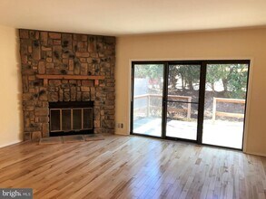 12 Manor Dr in Princeton, NJ - Building Photo - Building Photo