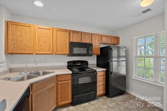 147 Limerick Rd in Mooresville, NC - Building Photo - Building Photo