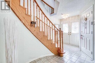 5315 Ferret Ct in Mississauga, ON - Building Photo - Building Photo