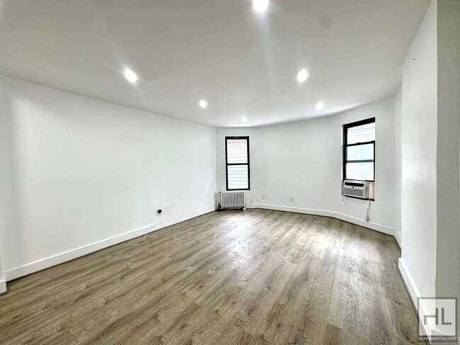 EAST 3 STREET, Unit #2 in Brooklyn, NY - Building Photo - Building Photo