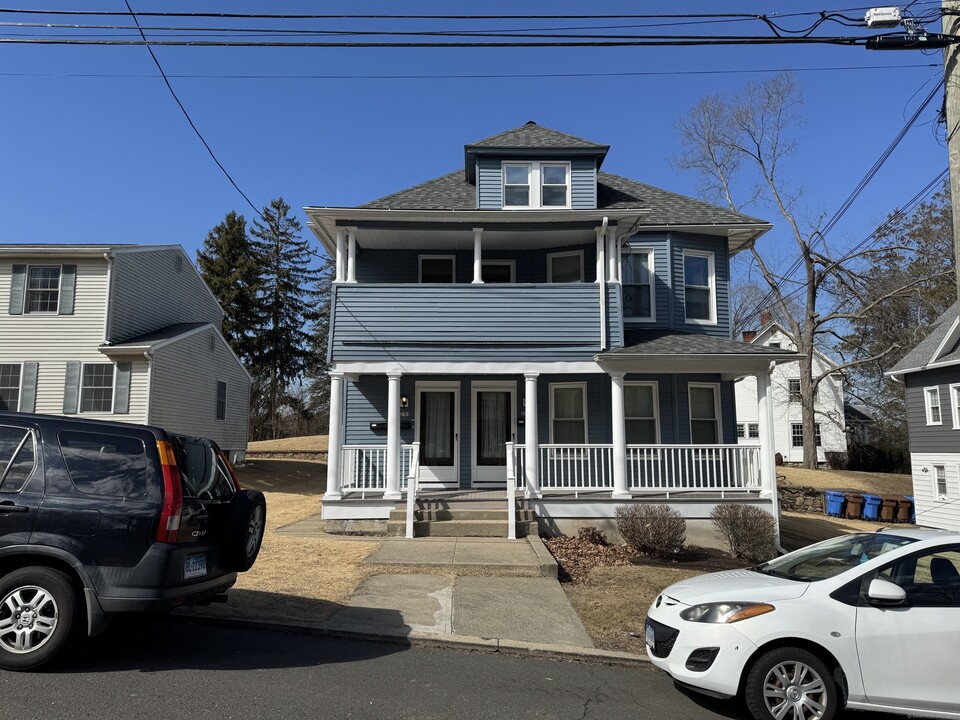 201 Myrtle St in Shelton, CT - Building Photo