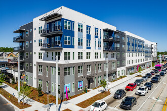 Alexan Mills 50 in Orlando, FL - Foto de edificio - Building Photo