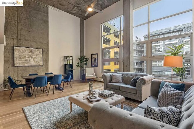 311 Oak St in Oakland, CA - Foto de edificio - Building Photo