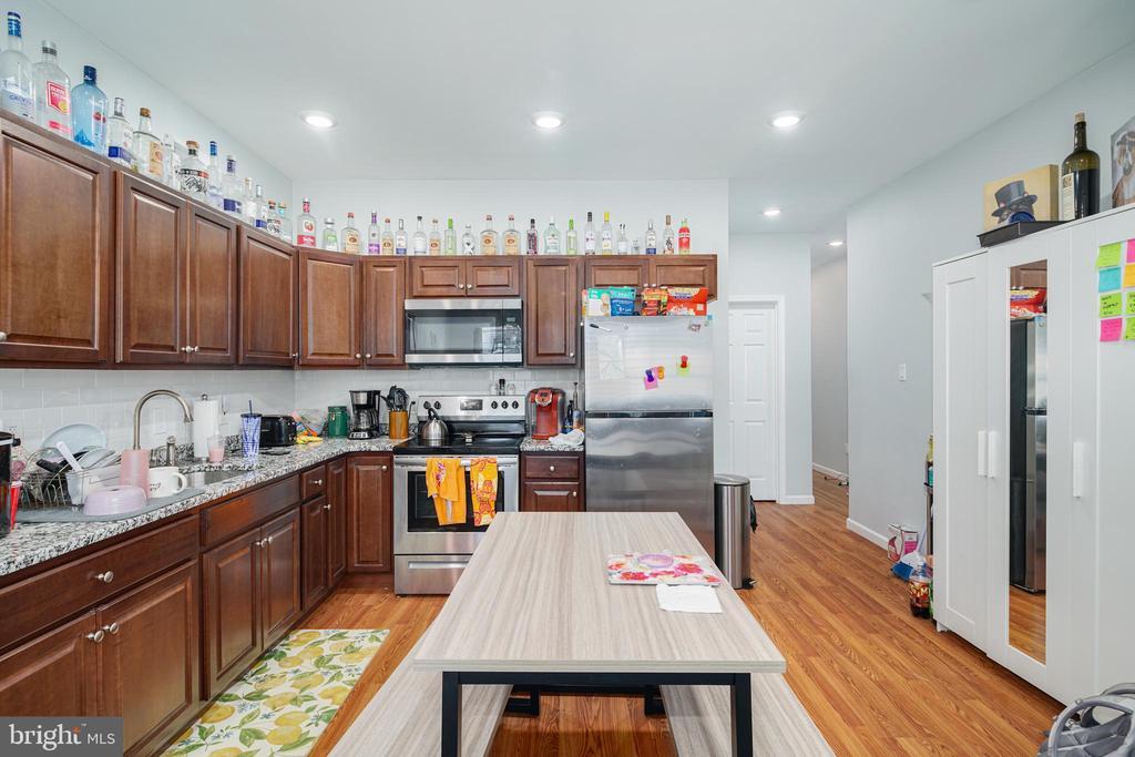 1808 N 18th St in Philadelphia, PA - Foto de edificio