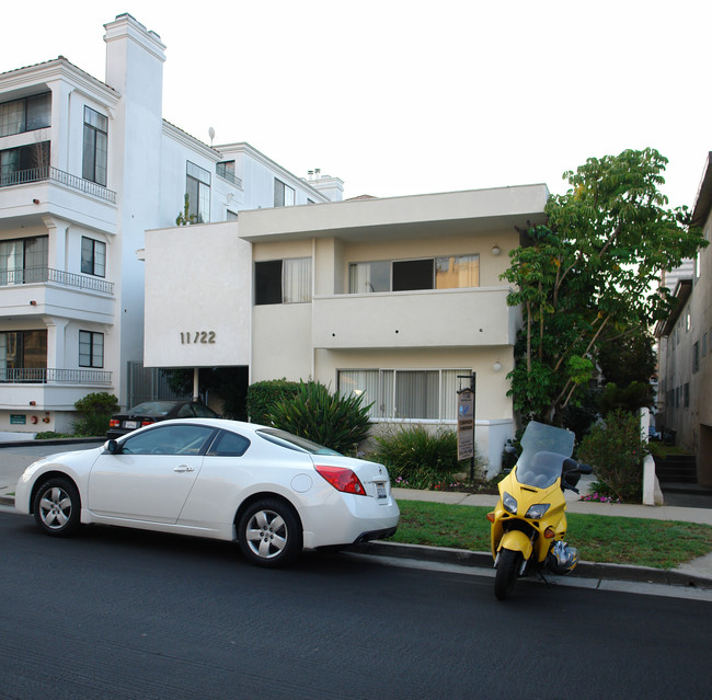 The Fenwick in Los Angeles, CA - Building Photo - Building Photo