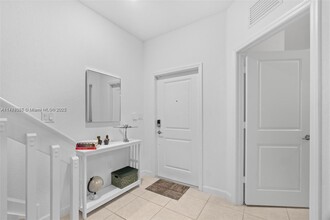 14807 SW 183rd Ter in Miami, FL - Building Photo - Building Photo