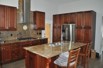 7337 W Point Ave in La Mesa, CA - Building Photo - Building Photo
