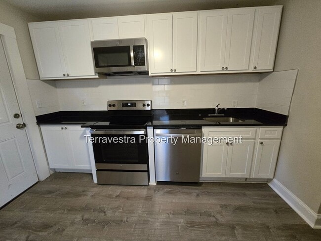 property at 321-323 S 5th St