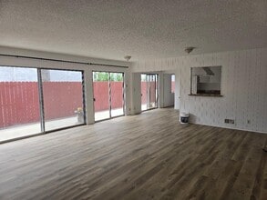 6124 Alcott St in Los Angeles, CA - Building Photo - Building Photo