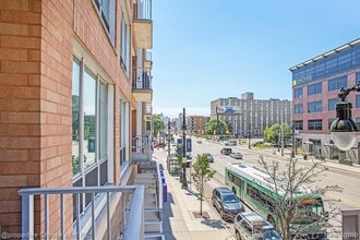 3670 Woodward Ave in Detroit, MI - Building Photo - Building Photo