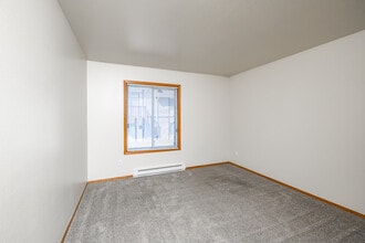 Palmer House Apartments in Janesville, WI - Foto de edificio - Interior Photo