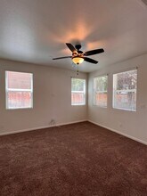 1504 Mosaic Way in Clovis, CA - Building Photo - Building Photo