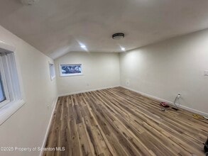 638 Pear St in Scranton, PA - Building Photo - Building Photo