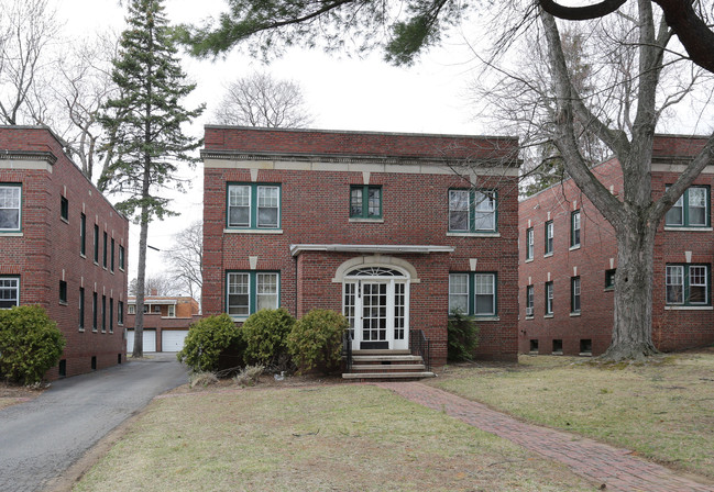 148 Manning Blvd in Albany, NY - Building Photo - Building Photo