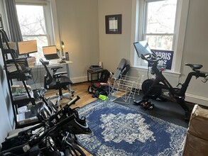 76 Fairmont St, Unit 2 in Cambridge, MA - Foto de edificio - Building Photo