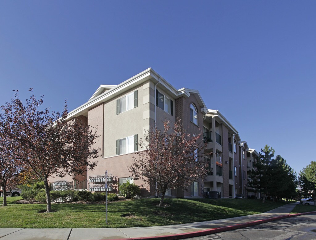 Silver Pines Senior CommunitySandy Apartments Sandy, UT Apartments