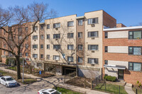 Kenmore Manor Apartments in Chicago, IL - Building Photo - Building Photo