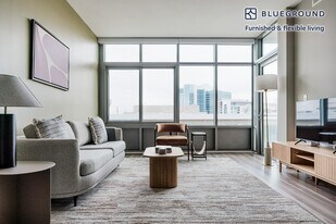 4800 Auburn Ave in Bethesda, MD - Building Photo