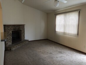 3106 Chatham Dr in Urbana, IL - Building Photo - Building Photo