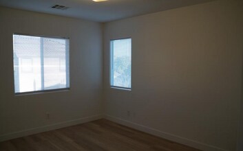 389 Foster Springs Rd in Las Vegas, NV - Building Photo - Building Photo