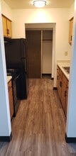 Heritage Arms Apartments in Oshkosh, WI - Building Photo - Interior Photo