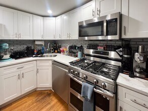 86 W 3rd St in Boston, MA - Building Photo - Building Photo