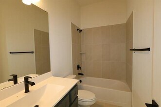 1514 Roundup Wy in Argyle, TX - Building Photo - Building Photo