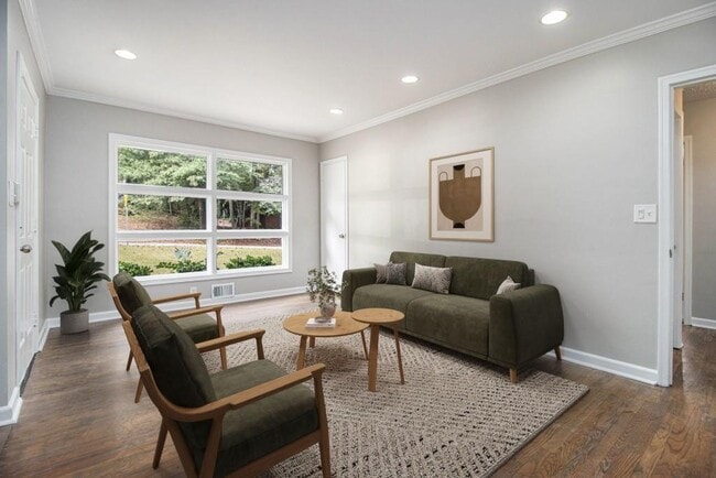 2550 Graywall St in East Point, GA - Building Photo - Building Photo