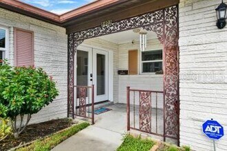 8403 Lopez Dr in Tampa, FL - Building Photo - Building Photo