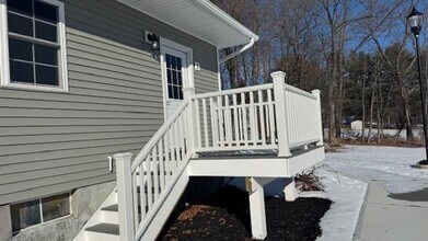 135 Cooper Rd-Unit -1 in Fishkill, NY - Building Photo - Building Photo