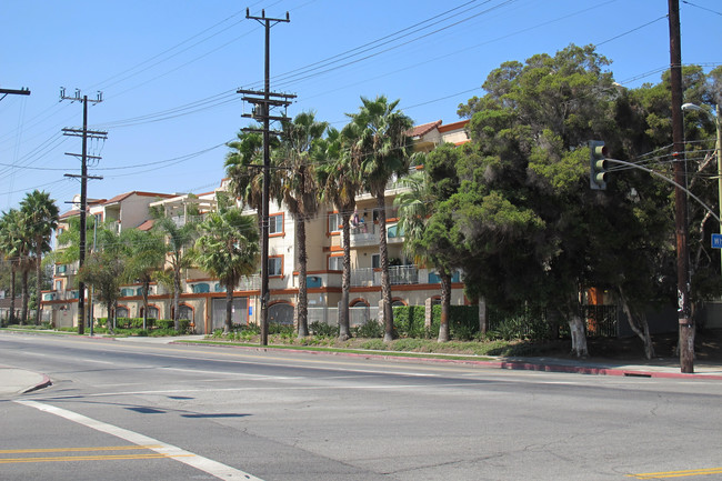 Coronel Village in Los Angeles, CA - Building Photo - Building Photo