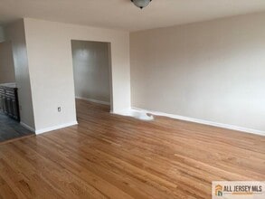 1 Hudson St in Carteret, NJ - Building Photo - Building Photo