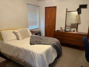 4609 Jamieson Ave, Unit #2 Floor South in St. Louis, MO - Building Photo - Building Photo