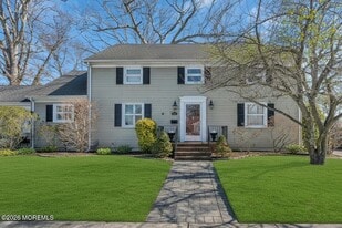 506 6th Ave in Spring Lake, NJ - Building Photo
