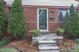 3800 Elmhurst Ave in Royal Oak, MI - Building Photo - Building Photo