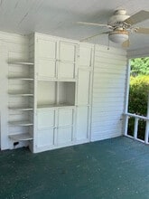 8453 County Farm Rd in Long Beach, MS - Foto de edificio - Building Photo