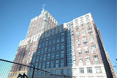 33 West End Ave in New York, NY - Foto de edificio - Building Photo
