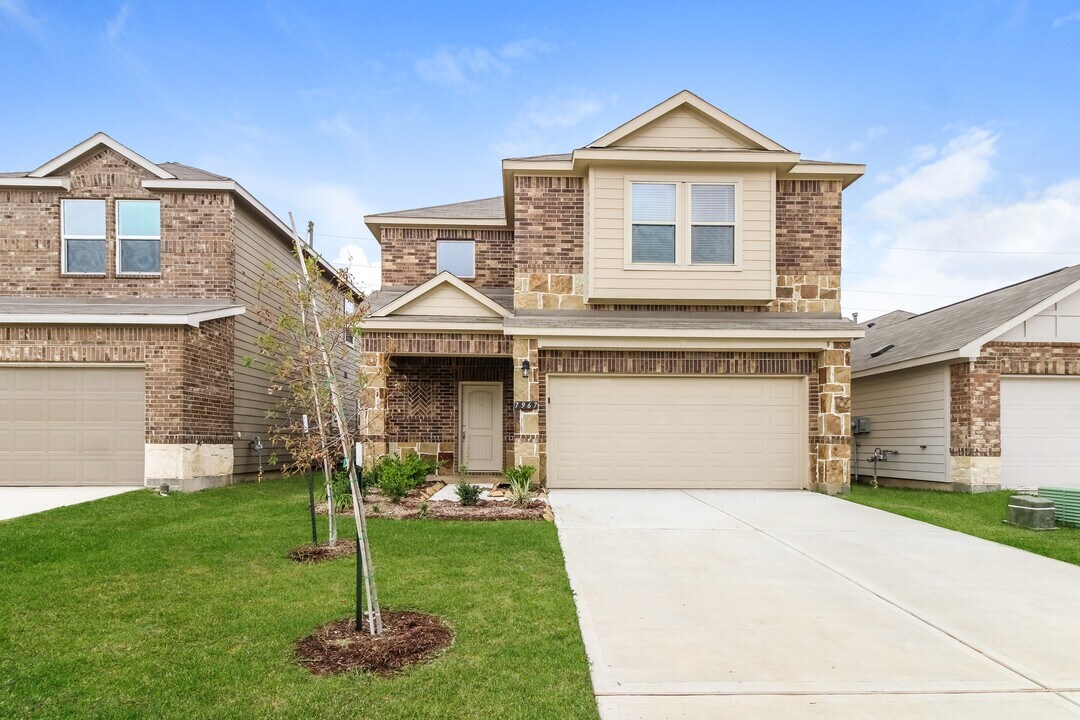 7967 Tuscan Cypress Dr in Cypress, TX - Building Photo