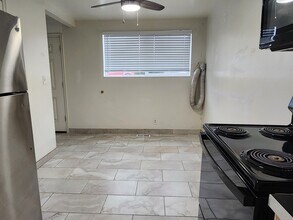 2590 Robin Rd in West Valley City, UT - Building Photo - Building Photo