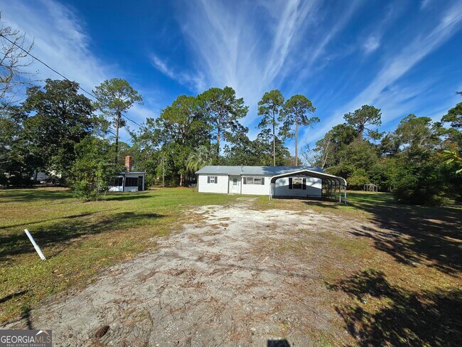 105 Doris St in St. Marys, GA - Building Photo - Building Photo