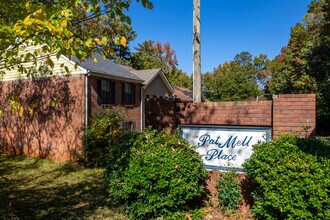 1001 Pat Mell Pl SE in Smyrna, GA - Foto de edificio - Building Photo