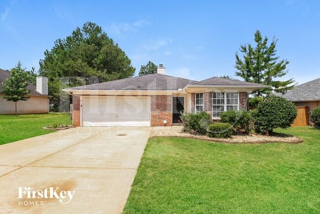property at 20 Lakeridge Ct