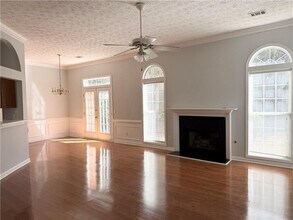 2830 White Blossom Ln in Suwanee, GA - Building Photo - Building Photo