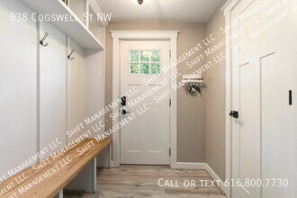 938 Cogswell St NW in Grand Rapids, MI - Building Photo - Building Photo