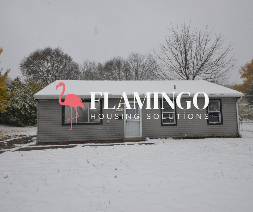 3963 Nicholas Rd in Dayton, OH - Building Photo